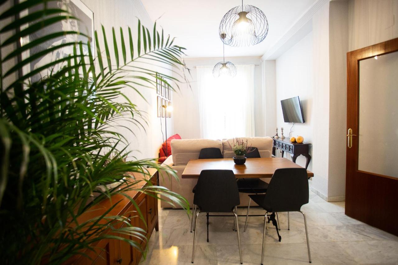 Wish Suite Torres De Sevilla Dış mekan fotoğraf