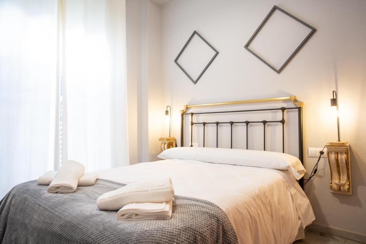 Wish Suite Torres De Sevilla Dış mekan fotoğraf